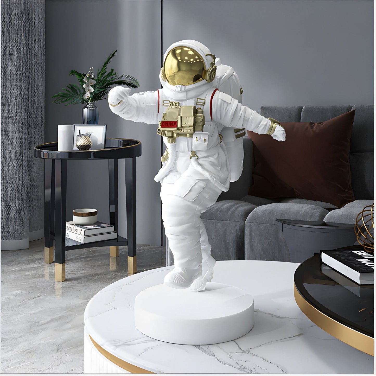 Kleine weiße Raum-Astronaut Strider Skulptur - 58 cm
