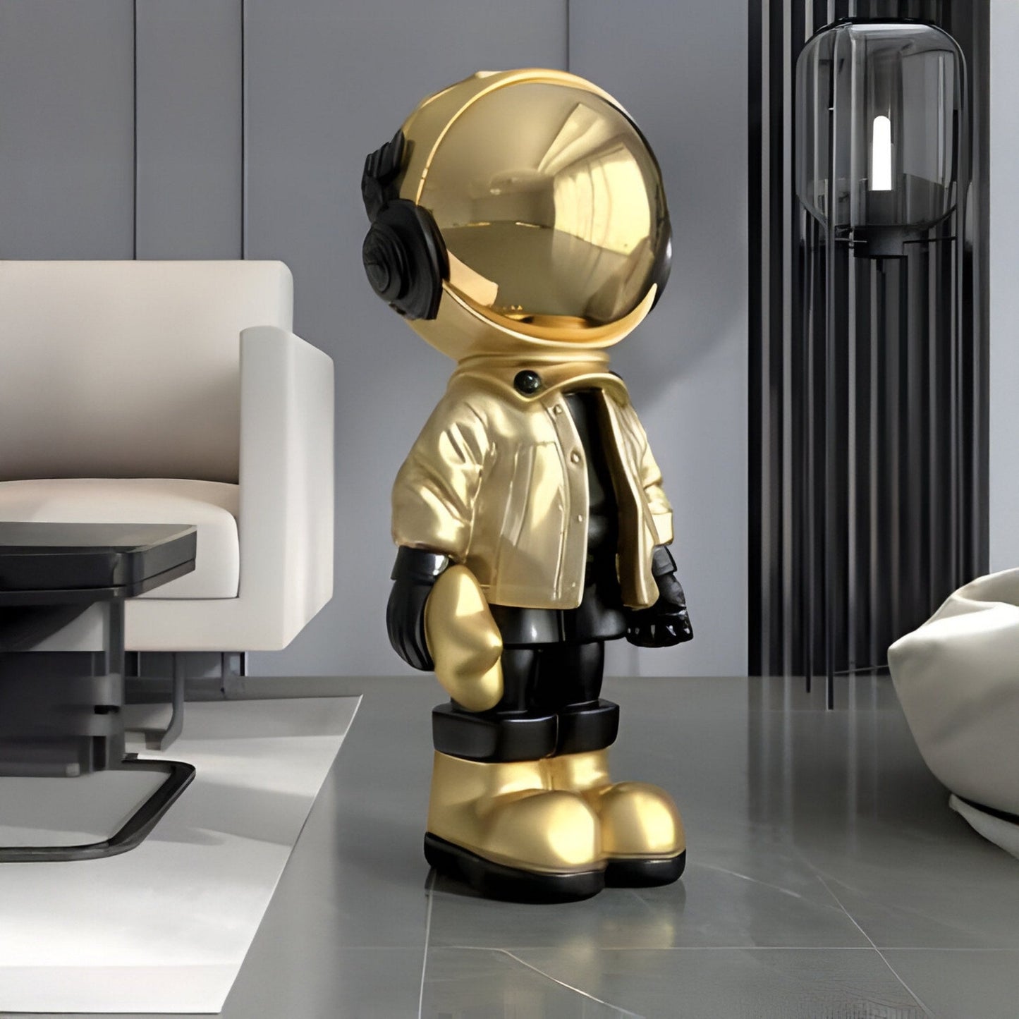 Kleine himmlische Gold-Astronaut Beats Skulptur - 70 cm